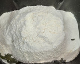 Foto del paso 1 de la receta: Hogaza de pan semi-integral con Chía 🍞