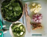 Foto langkah ke 3 dari resep Sayur Bening Bayam & Oyong.