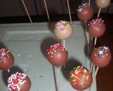 A picture of step 7 of American-Style Cake Pops.
