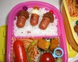 A picture of step 6 of Character Bento Acorn Boys with Wiener Sausages.