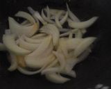 A picture of step 1 of My Green Bean, broccoli and onion fry. 😊.