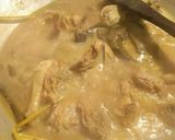 Foto langkah ke 5 dari resep Ayam kampung goreng.