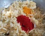 A picture of step 1 of Lauki Kofta Curry.
