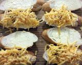 A picture of step 3 of Double Cheese and Tomato Braai Broodjies.