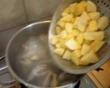 Foto langkah ke 3 dari resep Sop Ceker.... (1).