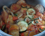 Foto del paso 6 de la receta: Pollo con berenjena y calabacín