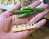 A picture of step 2 of Umeboshi Scented Shira-ae (Mashed Tofu with Green Beans, Bamboo Shoot and Cheese).