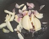 Foto langkah ke 2 dari resep Tumis Enoki Tofu Saus Tiram.