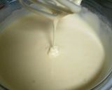 A picture of step 4 of Fluffy and Moist Swiss Rolls.