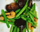 Hình bước làm 3 của món Măng tây xào hạt điều dầu hào