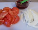 A picture of step 2 of Beef and Tomatoes Stir-Fried in Wine.
