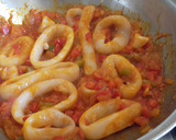 Foto del paso 3 de la receta: Arroz con anillas de pota
