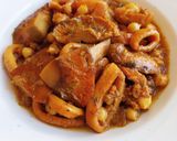 Foto del paso 6 de la receta: Calamares estofados con garbanzos y rovellons