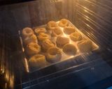 Foto langkah ke 4 dari resep Strawberry Fresh Choux / Kue Sus Strawberry Vla Diplomat.