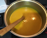 Foto del paso 7 de la receta: Crema vegana de zapallo, cebolla y zanahoria al curry