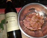 Foto del paso 2 de la receta: Cubos de hígado encebollados con puré