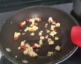 Foto del paso 2 de la receta: Espaguetis picantes con jamón ibérico y tomates secos