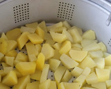 Foto langkah ke 1 dari resep Mashed potato cheese.