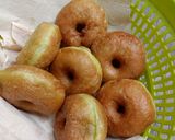 Foto langkah ke 6 dari resep Donat Pandan Suji.