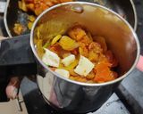 A picture of step 4 of Paneer Butter Masala with Tandoori Naan.