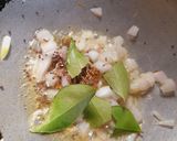 A picture of step 2 of Vermicelli upma.