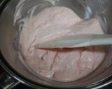A picture of step 3 of Secret Heart Roll Cake.