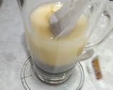 Foto langkah ke 2 dari resep Teh Susu Madu.