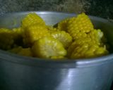 Foto langkah ke 4 dari resep Jagung manis rebus margarin.