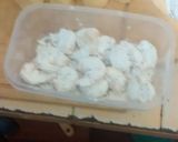 A picture of step 2 of Ajillo shrimps. Camarones al ajillo..