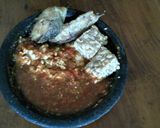 Foto langkah ke 3 dari resep Sambal tomat + tempe penyet basah.