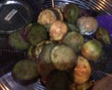 Foto langkah ke 1 dari resep Balado terong.