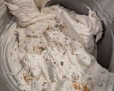 A picture of step 3 of Butterfinger Tiramisu.
