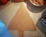 Une image de l'étape 1 de Sapin de Noël feuilleté au pesto.