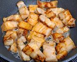 รูปขั้นตอนการทำที่ 3 ของ หมูสามชั้นผัดซอสเสฉวน