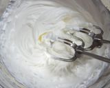 A picture of step 10 of Decorated Strawberry Cupcakes.
