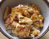 A picture of step 5 of Yukke-Style Tofu Rice Bowl with Shiso.