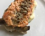 Foto del paso 4 de la receta Merluza a la plancha con salsa de zanahoria y queso