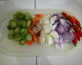 Foto langkah ke 2 dari resep Asem2 daging belimbing wuluh(sayur).