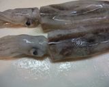 A picture of step 1 of Preparing Foil-Baked Squid.