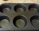 A picture of step 4 of Elisa's Pizza Cups.