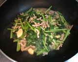 蠔油嫩肉絲炒油菜的食譜步驟3照片