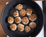 A picture of step 3 of Sweet and Sour Meatballs.
