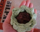 A picture of step 8 of Plump & Fluffy Anpan with Yomogi (Japanese Mugwort).