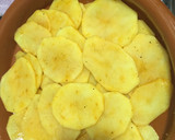 Foto del paso 1 de la receta: Secreto ibérico con chimichurri balsámico y patatas panaderas ligeras con miel y limón