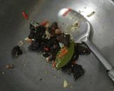 Foto langkah ke 10 dari resep Paru goreng sambal matah.