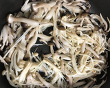 Foto del paso 2 de la receta: Salsa de hongos para bistec