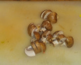 Foto del paso 2 de la receta: Lubina con verduras salteadas
