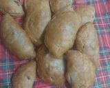 Foto del passaggio 5 della ricetta Fagottini di sfoglia con salsiccia e friarielli