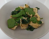Foto del paso 3 de la receta: Pasta con espinacas y pesto de espinacas