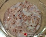 A picture of step 2 of Kalamarakia in the oven as if fried.